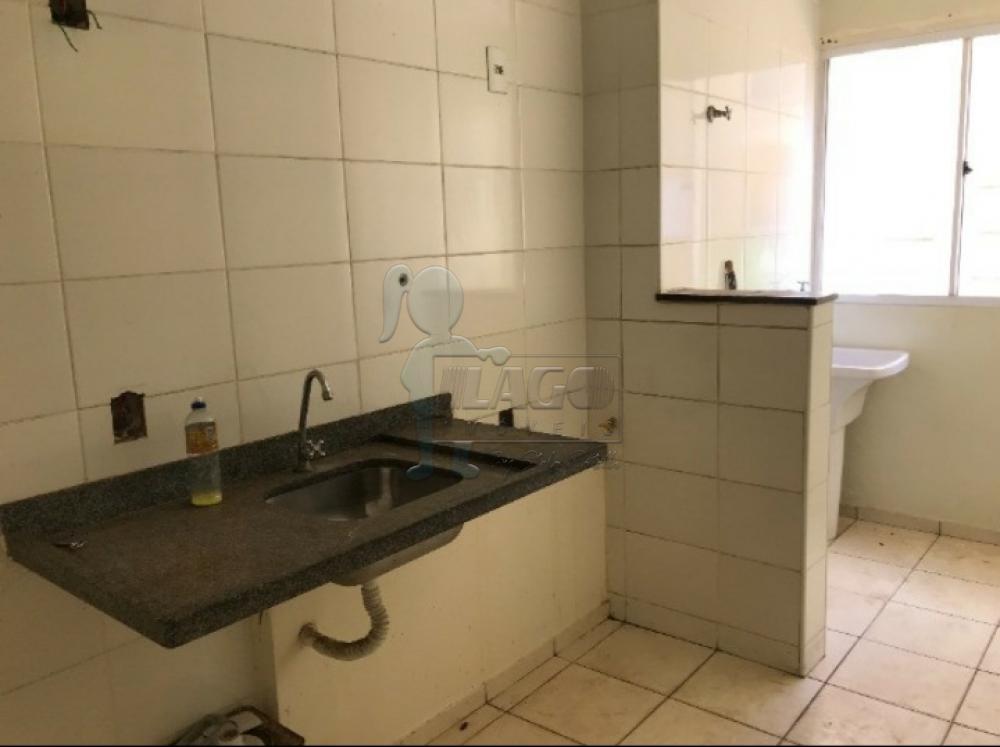 Alugar Apartamentos / Padrão em Ribeirão Preto R$ 1.100,00 - Foto 3