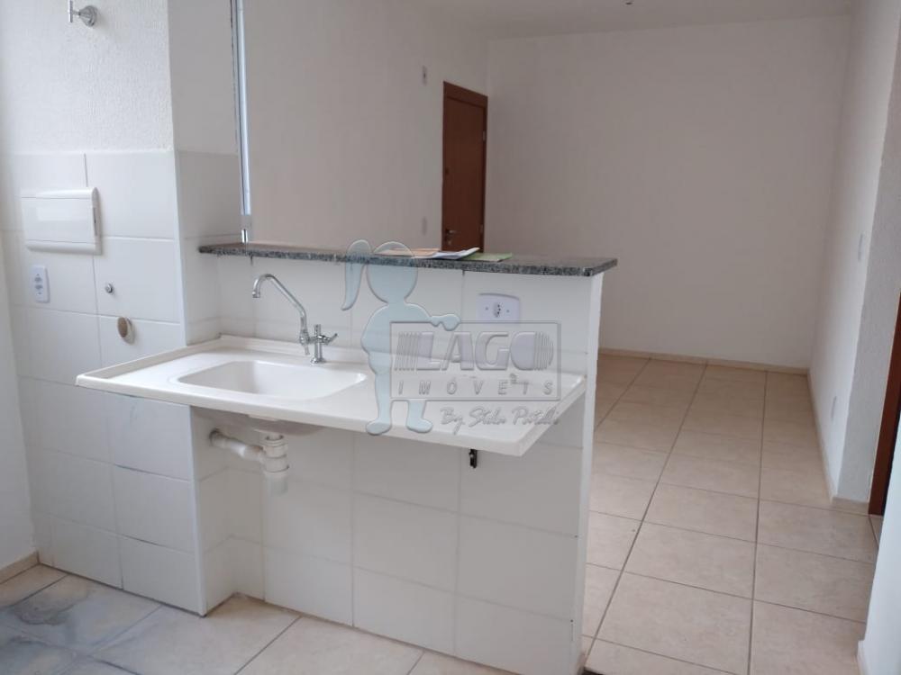 Alugar Apartamentos / Padrão em Ribeirão Preto R$ 800,00 - Foto 3