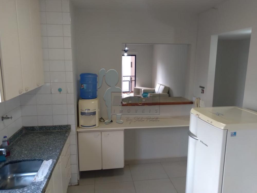 Alugar Apartamentos / Padrão em Ribeirão Preto R$ 1.800,00 - Foto 5