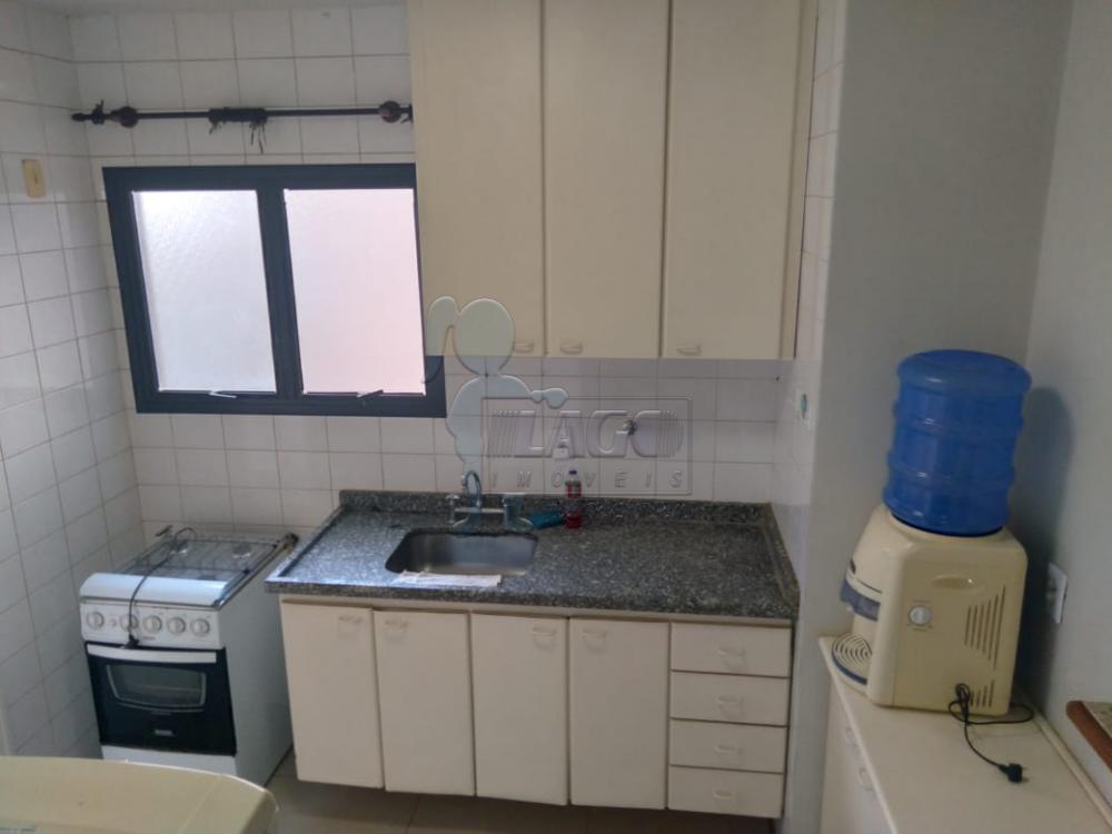 Alugar Apartamentos / Padrão em Ribeirão Preto R$ 1.800,00 - Foto 6