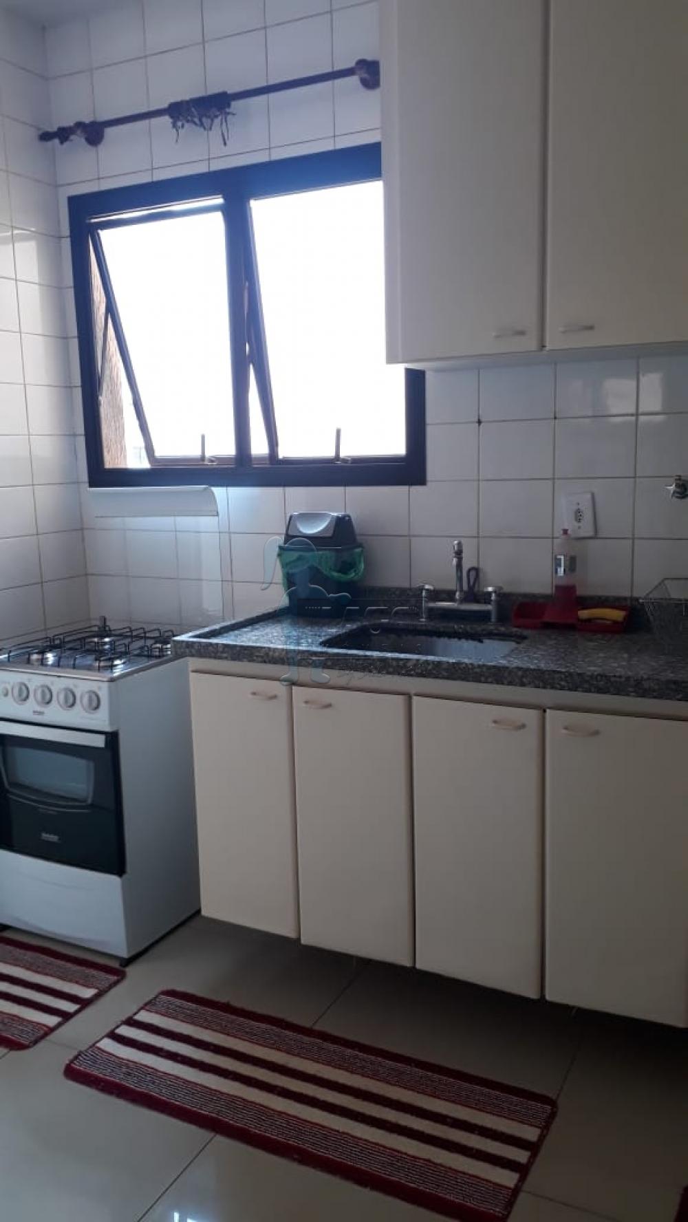 Alugar Apartamentos / Padrão em Ribeirão Preto R$ 1.800,00 - Foto 17