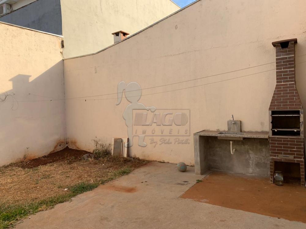 Alugar Casas / Padrão em Ribeirão Preto R$ 950,00 - Foto 11