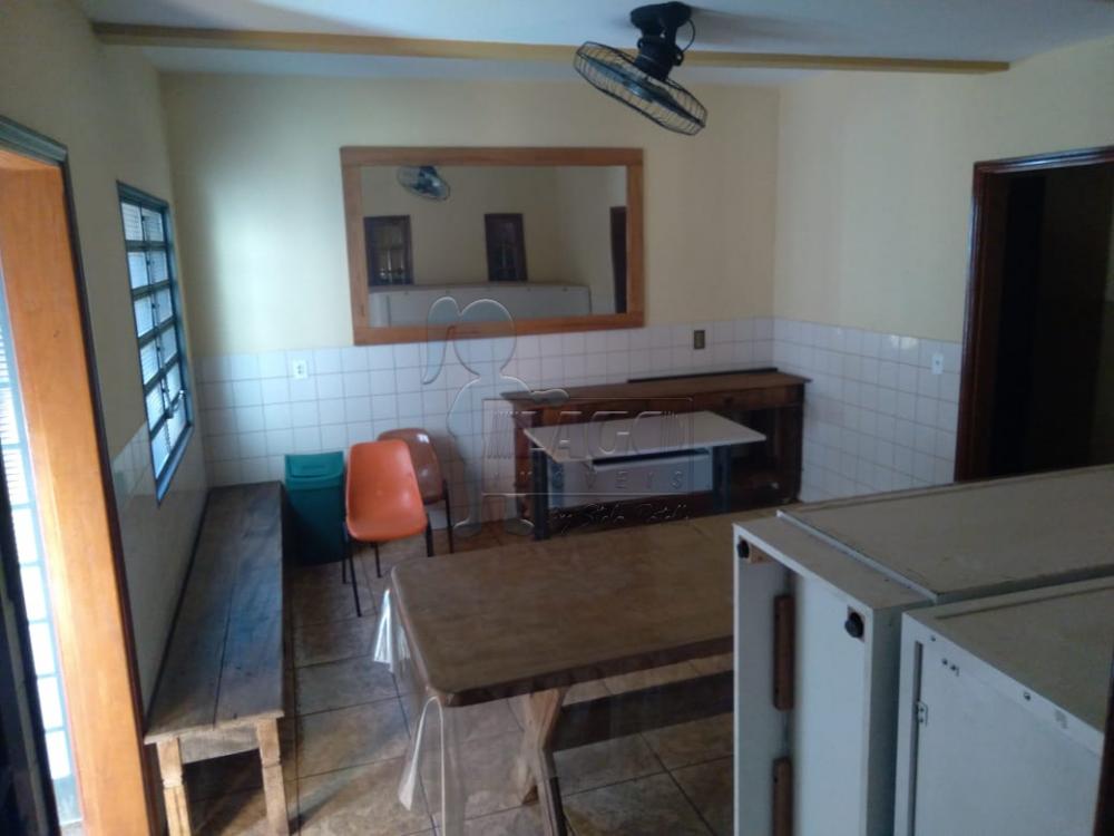 Alugar Comercial / Sala Comercial em Ribeirão Preto R$ 1.000,00 - Foto 17