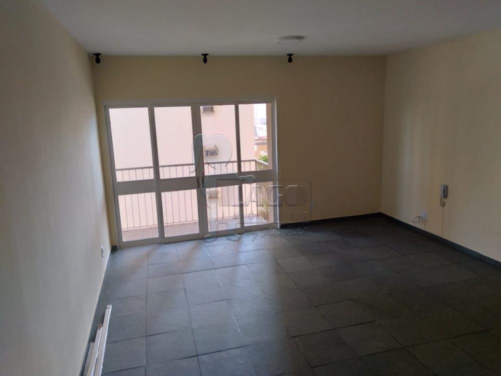 Alugar Apartamentos / Padrão em Ribeirão Preto R$ 700,00 - Foto 1