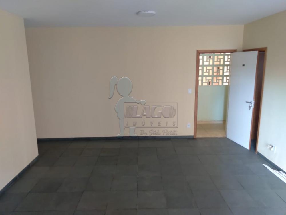 Alugar Apartamentos / Padrão em Ribeirão Preto R$ 700,00 - Foto 2