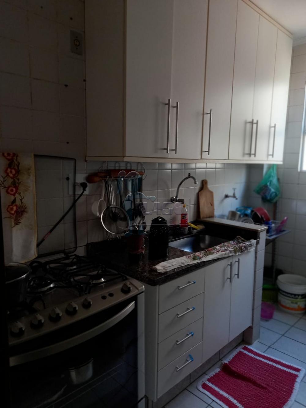 Comprar Apartamentos / Padrão em Ribeirão Preto R$ 220.000,00 - Foto 3