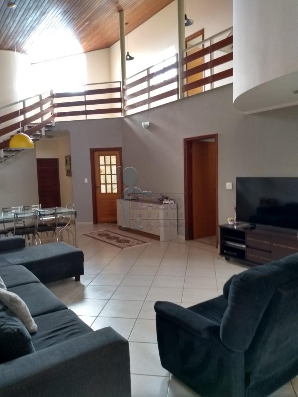 Comprar Casas / Padrão em Araraquara R$ 585.000,00 - Foto 1