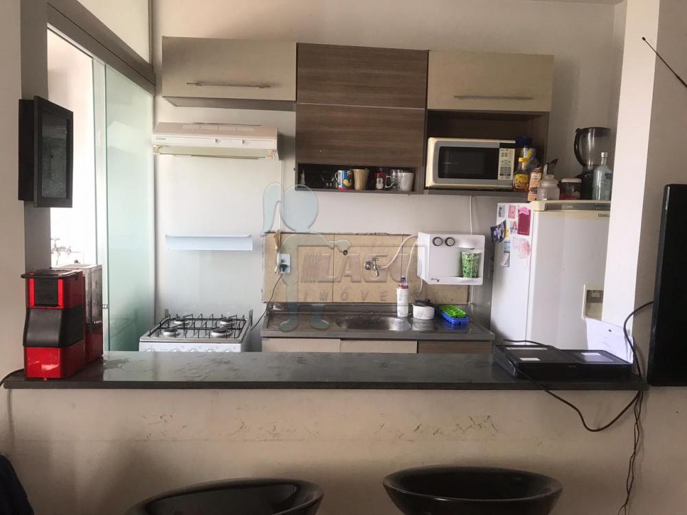 Comprar Apartamentos / Padrão em Ribeirão Preto R$ 170.000,00 - Foto 2