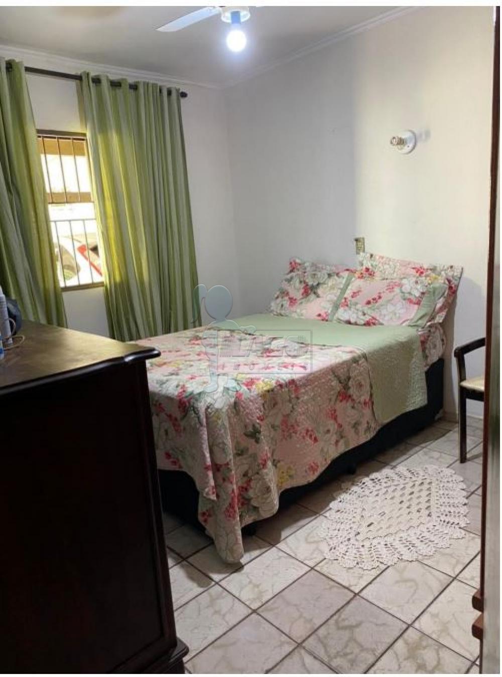 Comprar Casas / Padrão em Ribeirão Preto R$ 240.000,00 - Foto 5