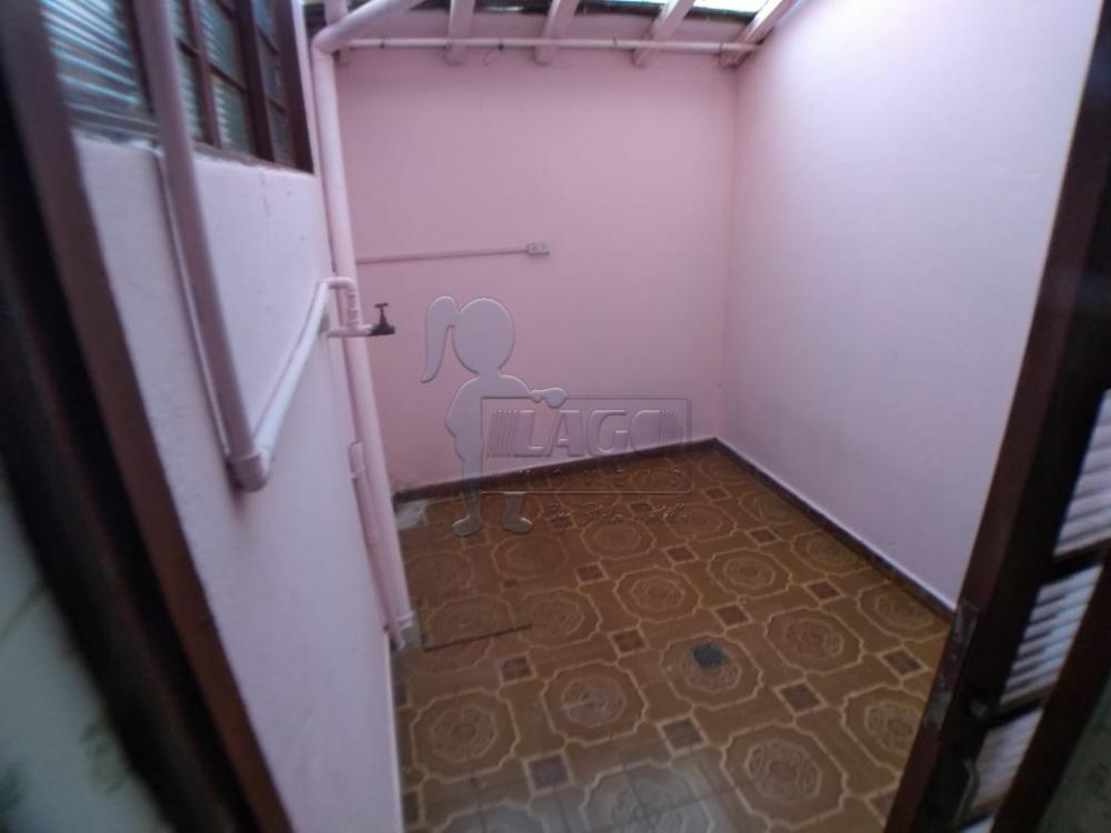Alugar Casas / Padrão em Ribeirão Preto R$ 1.300,00 - Foto 9