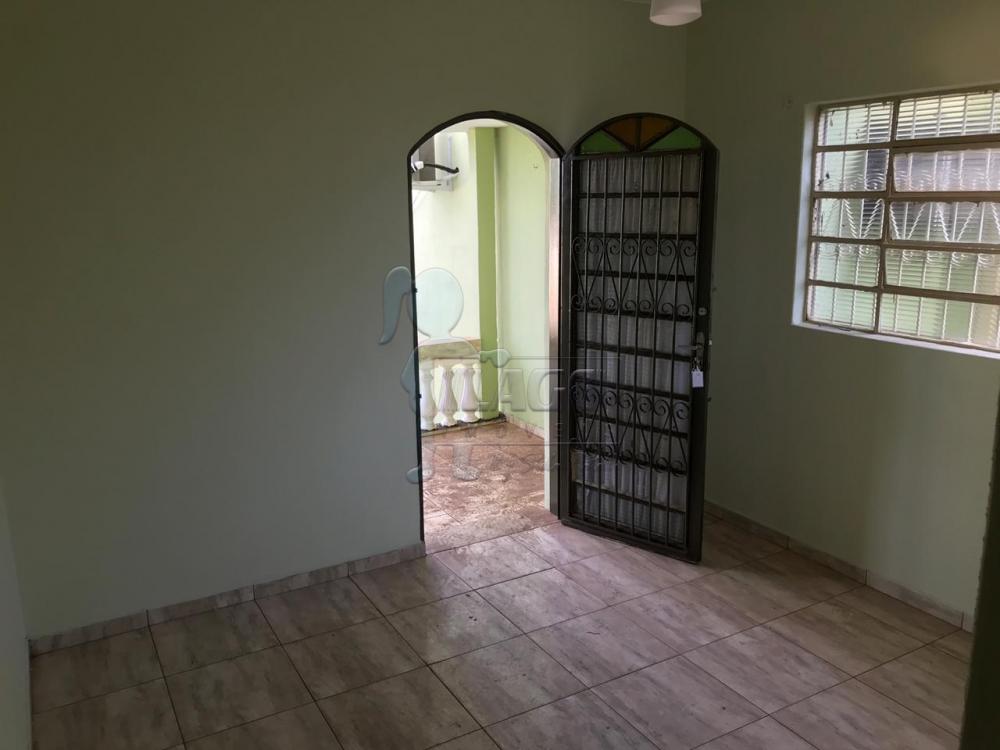 Comprar Casas / Padrão em Ribeirão Preto R$ 255.000,00 - Foto 3