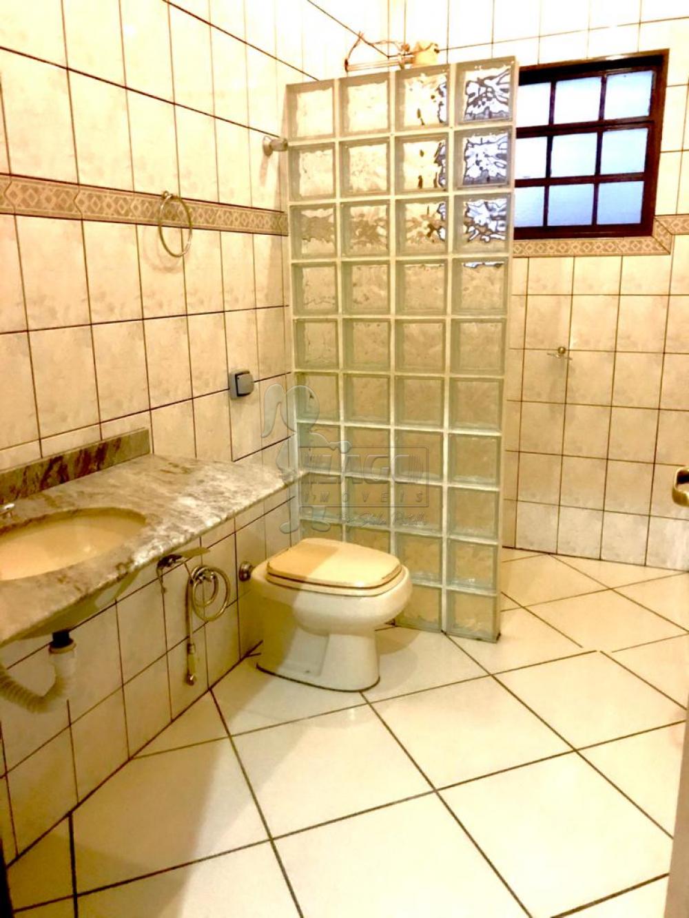 Alugar Casas / Padrão em Ribeirão Preto R$ 2.900,00 - Foto 14