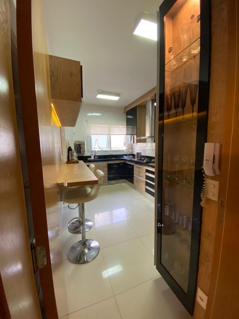 Comprar Apartamentos / Padrão em Ribeirão Preto R$ 950.000,00 - Foto 10