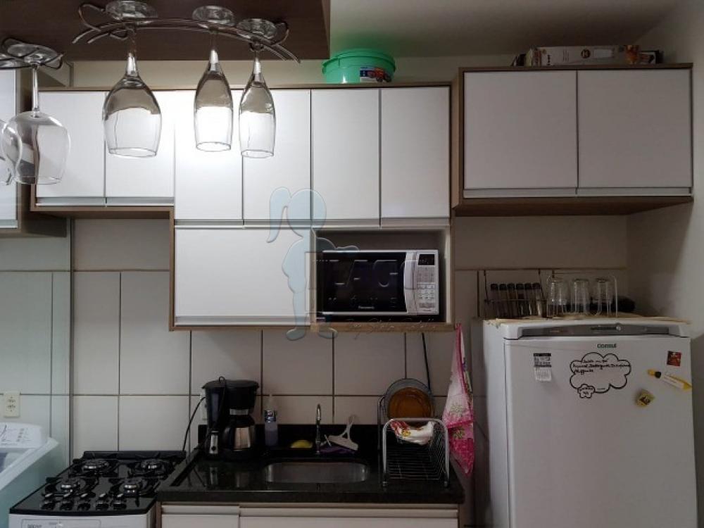 Alugar Apartamentos / Padrão em Ribeirão Preto R$ 1.100,00 - Foto 4