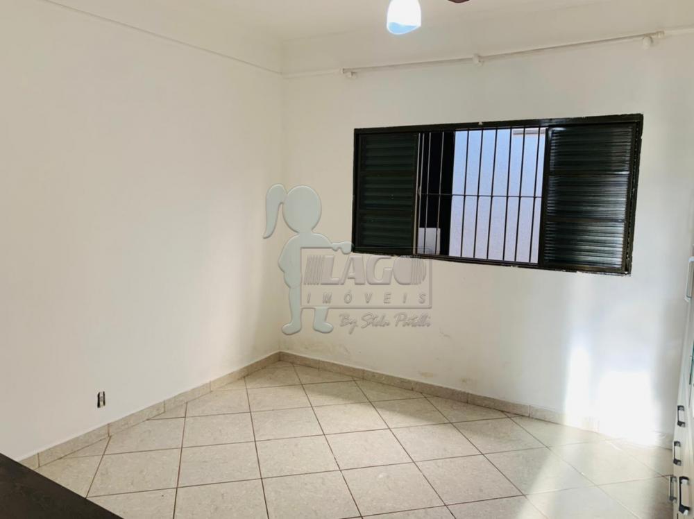 Alugar Casas / Padrão em Ribeirão Preto R$ 1.900,00 - Foto 19