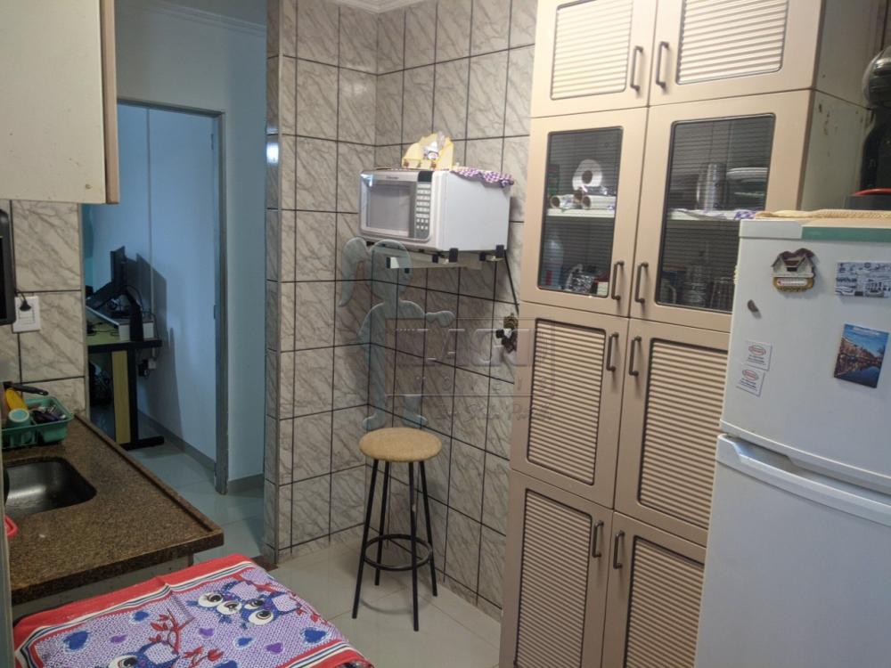 Comprar Apartamentos / Padrão em Ribeirão Preto R$ 110.000,00 - Foto 4