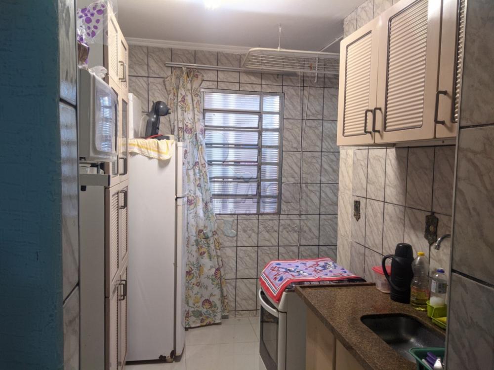 Comprar Apartamentos / Padrão em Ribeirão Preto R$ 110.000,00 - Foto 6