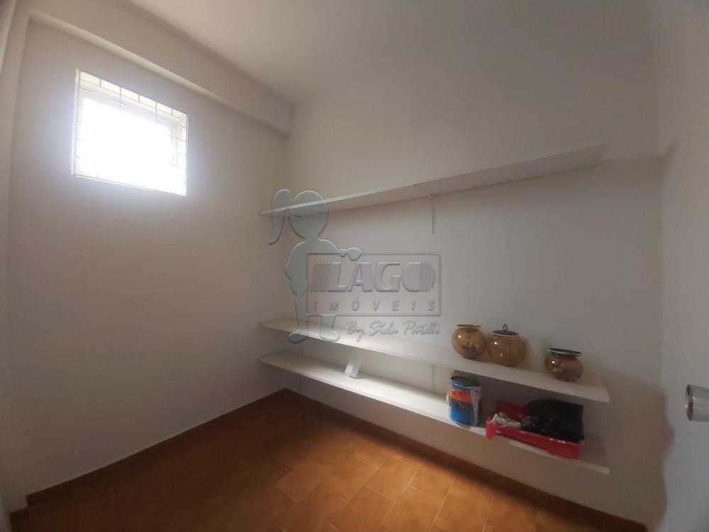 Alugar Apartamentos / Padrão em Ribeirão Preto R$ 800,00 - Foto 16