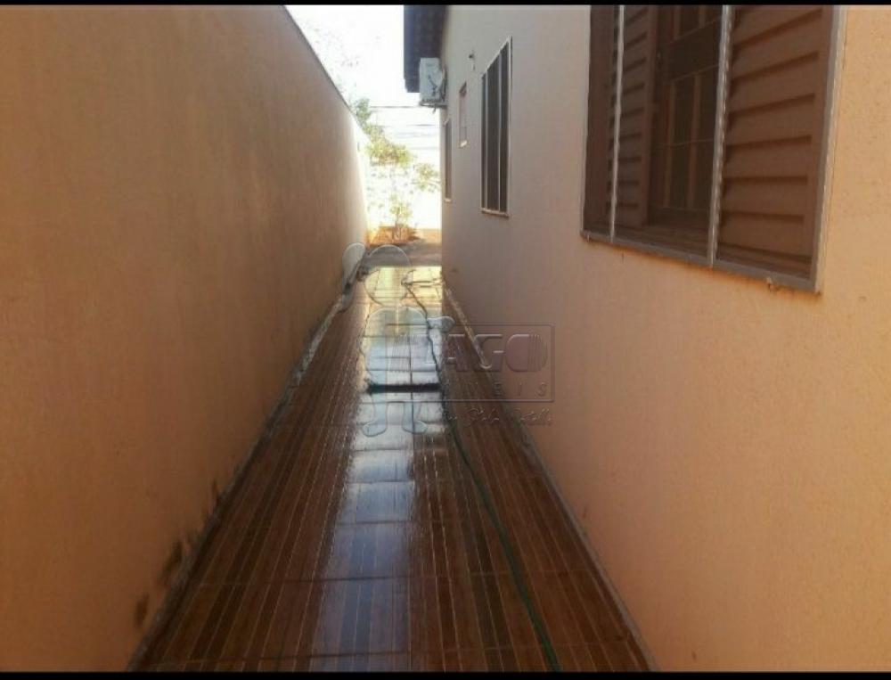 Comprar Casas / Padrão em Ribeirão Preto R$ 800.000,00 - Foto 4