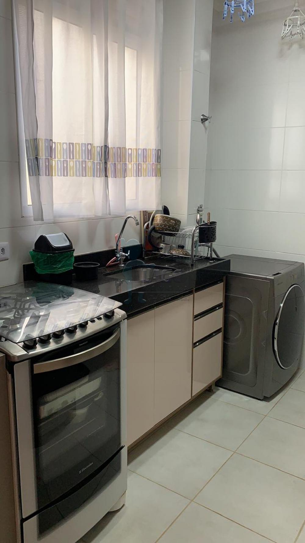 Comprar Apartamentos / Padrão em Ribeirão Preto R$ 220.000,00 - Foto 1