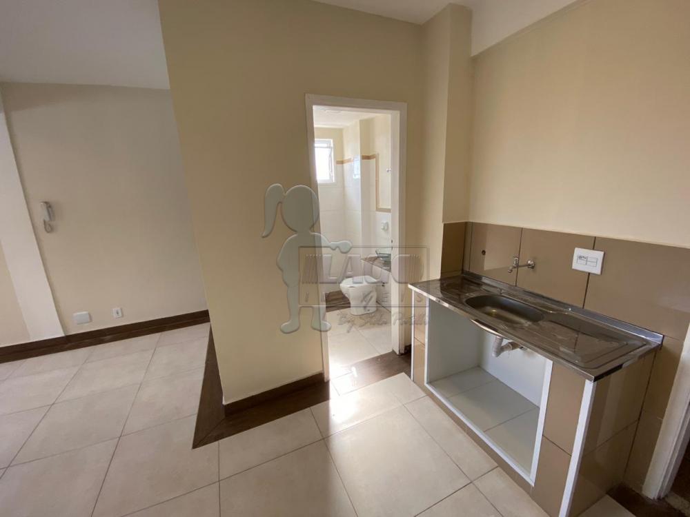 Alugar Apartamentos / Padrão em Ribeirão Preto R$ 598,00 - Foto 4