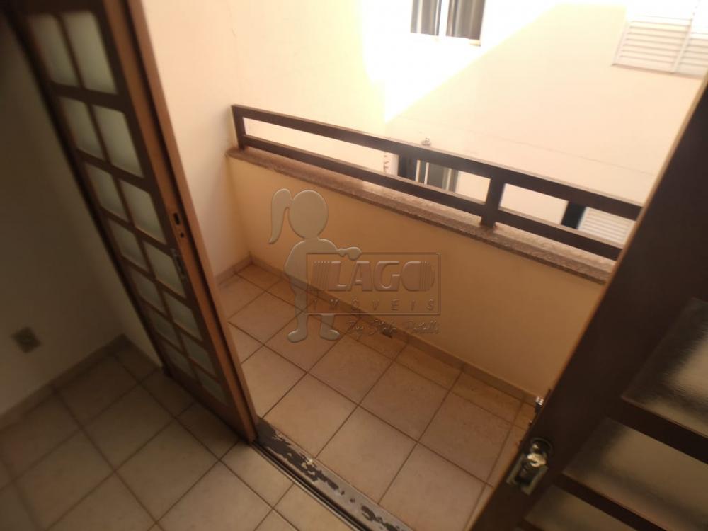 Alugar Apartamentos / Padrão em Ribeirão Preto R$ 1.300,00 - Foto 2