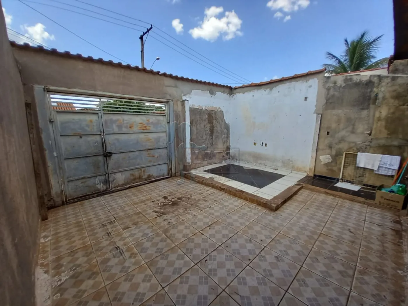 Alugar Casas / Padrão em Ribeirão Preto R$ 500,00 - Foto 2