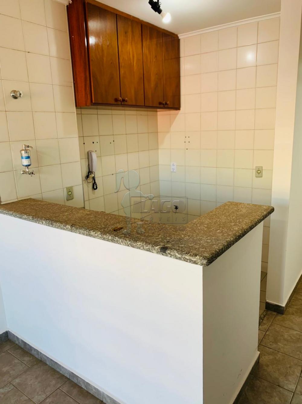 Alugar Apartamentos / Padrão em Ribeirão Preto R$ 750,00 - Foto 4