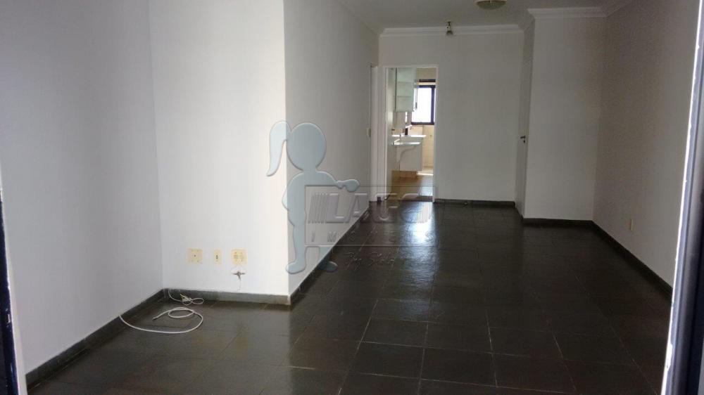 Alugar Apartamentos / Padrão em Ribeirão Preto R$ 1.090,00 - Foto 1