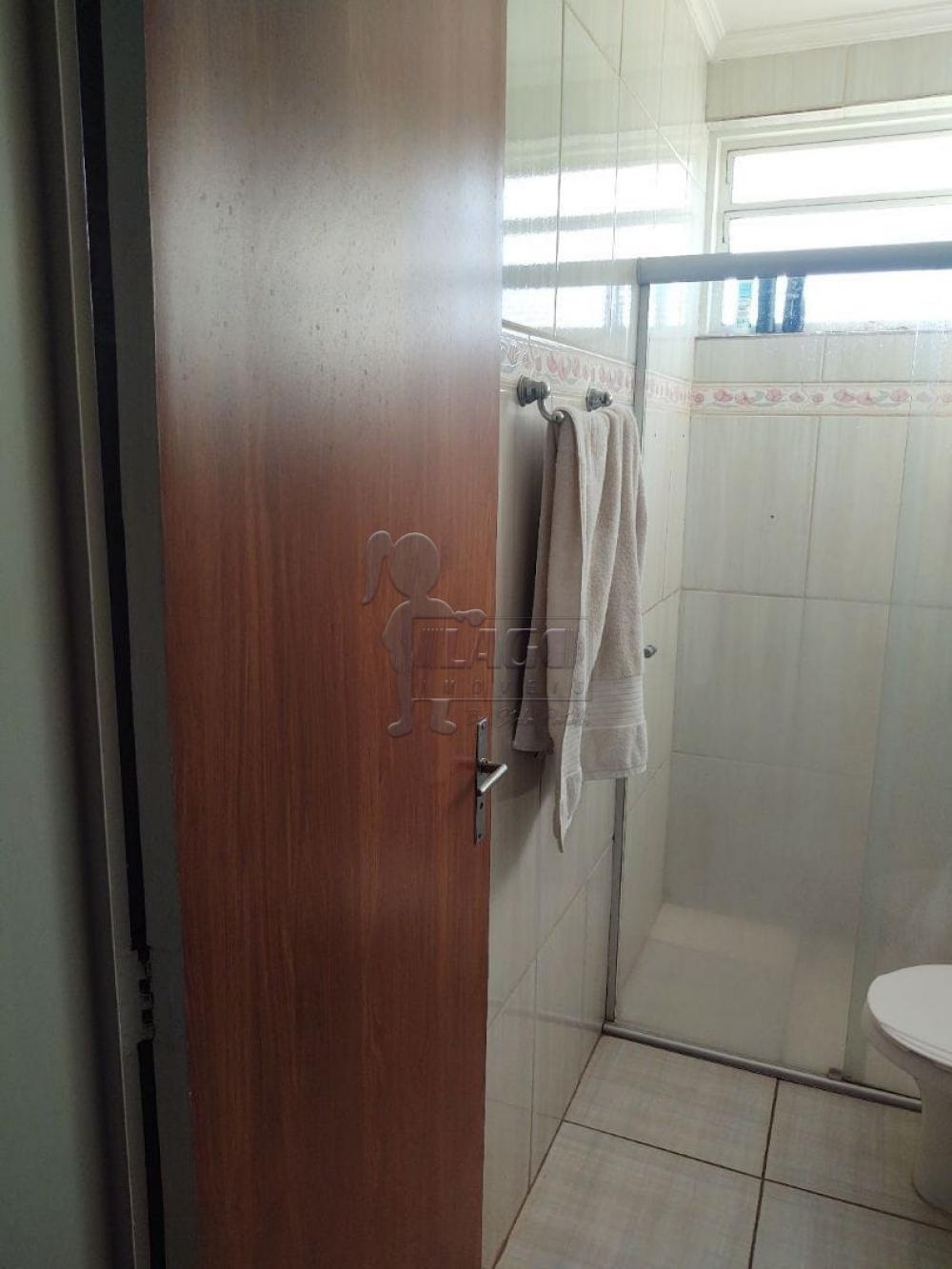 Alugar Apartamentos / Padrão em Ribeirão Preto R$ 1.700,00 - Foto 11