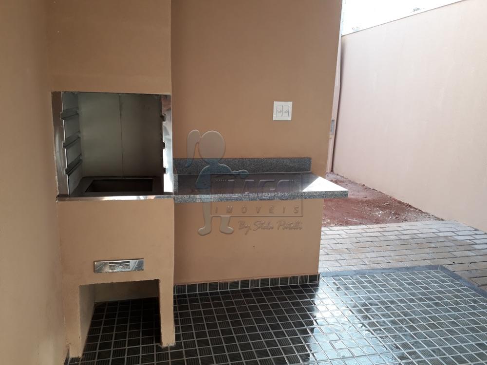 Alugar Casas / Padrão em Ribeirão Preto R$ 1.300,00 - Foto 18