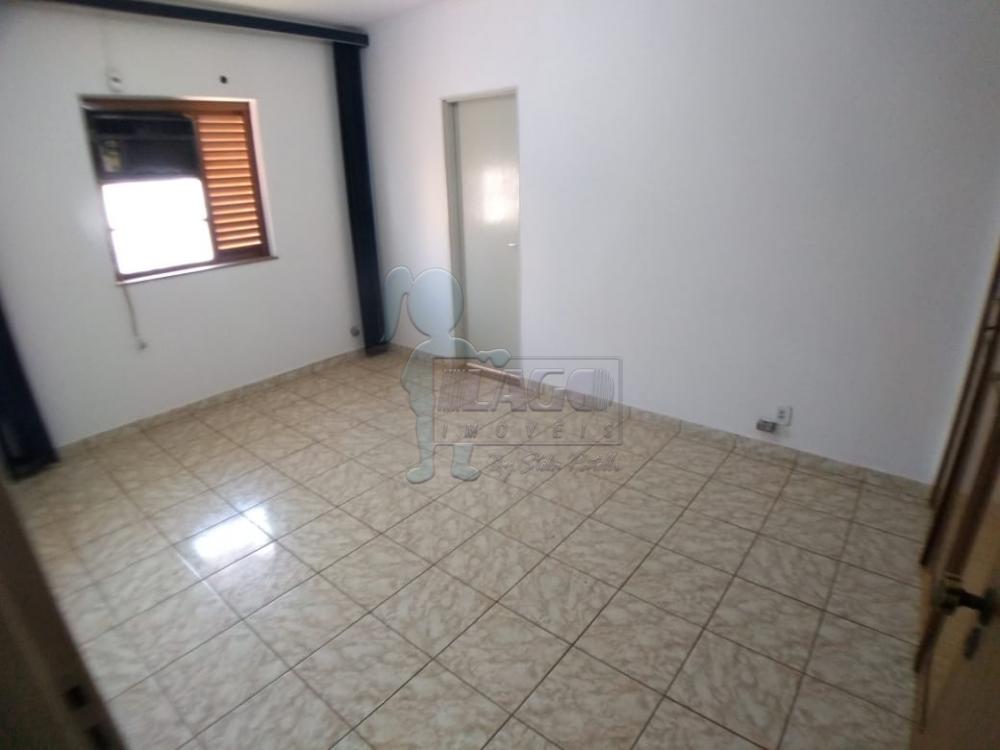 Alugar Casas / Padrão em Ribeirão Preto R$ 3.000,00 - Foto 4