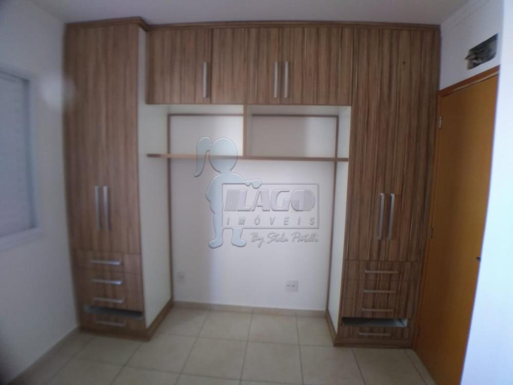 Alugar Apartamentos / Padrão em Ribeirão Preto R$ 1.650,00 - Foto 4