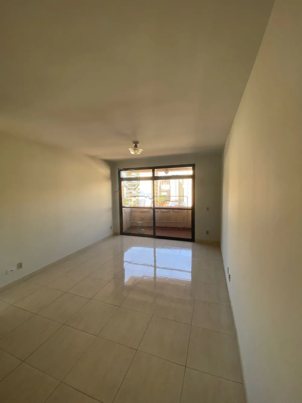 Alugar Apartamentos / Padrão em Ribeirão Preto R$ 1.200,00 - Foto 2