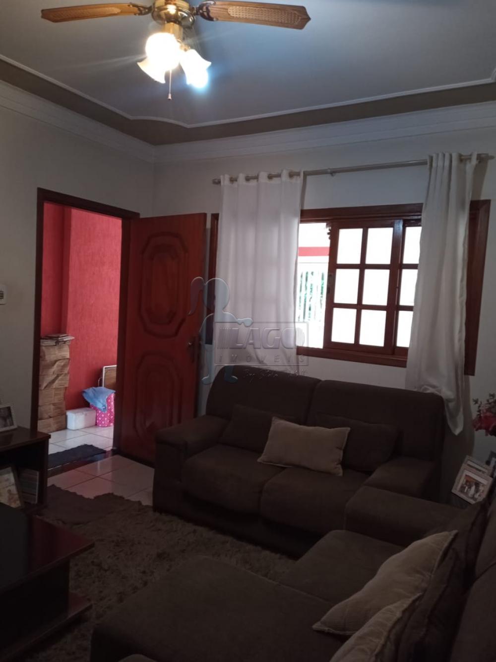 Alugar Casas / Padrão em Ribeirão Preto R$ 1.320,00 - Foto 1