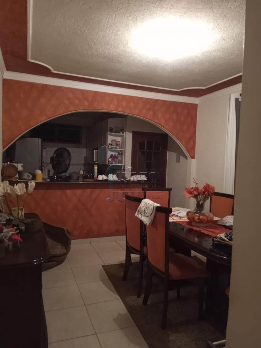 Alugar Casas / Padrão em Ribeirão Preto R$ 1.320,00 - Foto 3