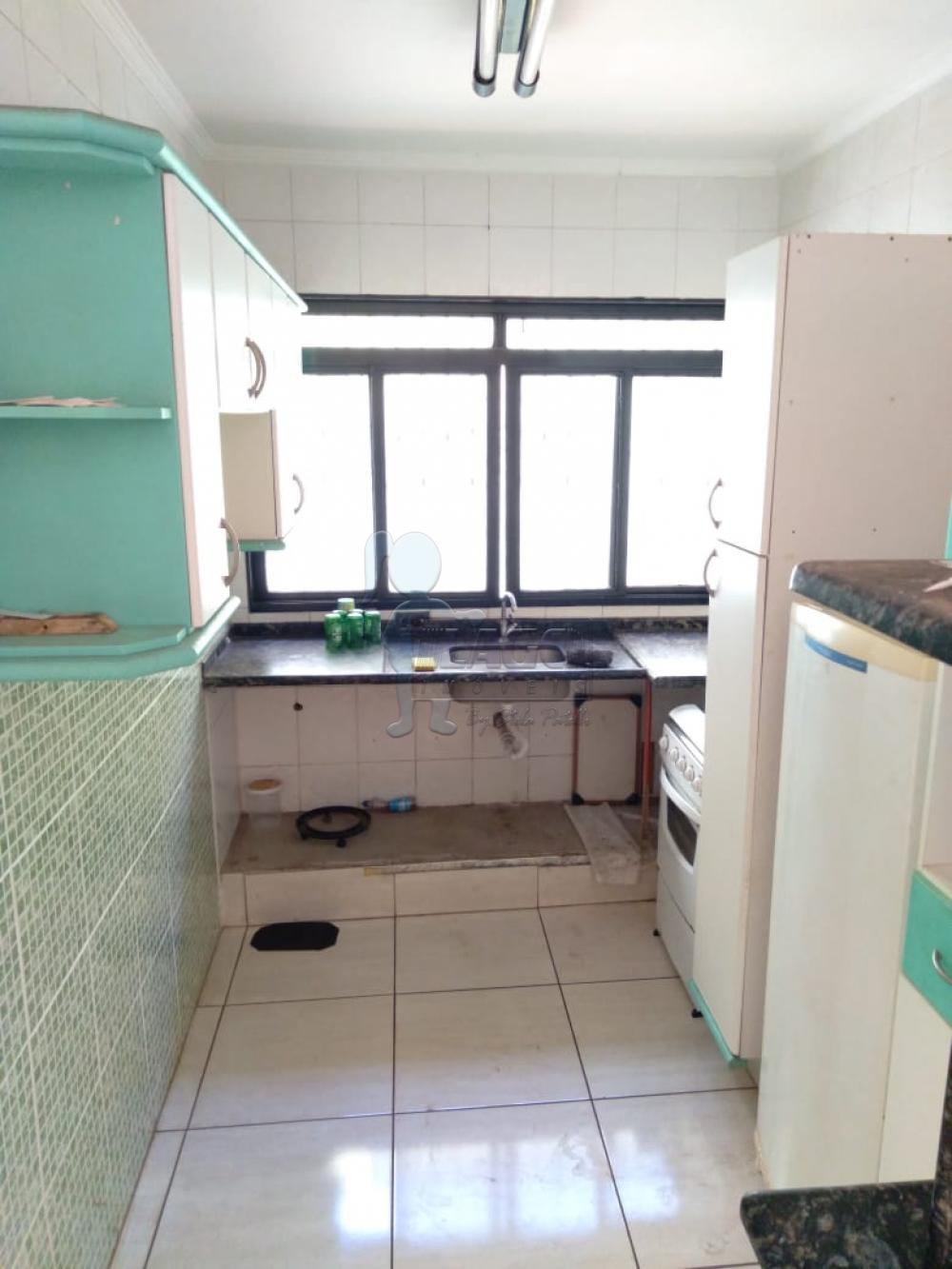 Alugar Casas / Padrão em Ribeirão Preto R$ 1.500,00 - Foto 13