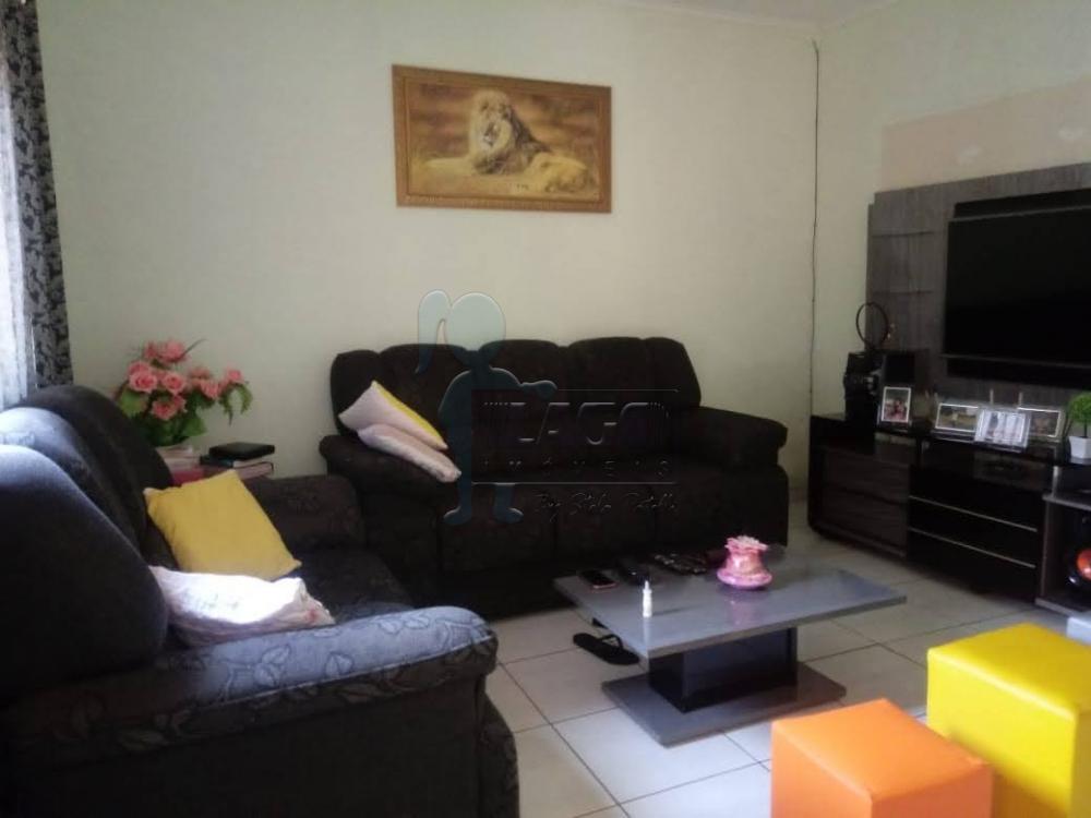 Comprar Casas / Padrão em Ribeirão Preto R$ 247.000,00 - Foto 1