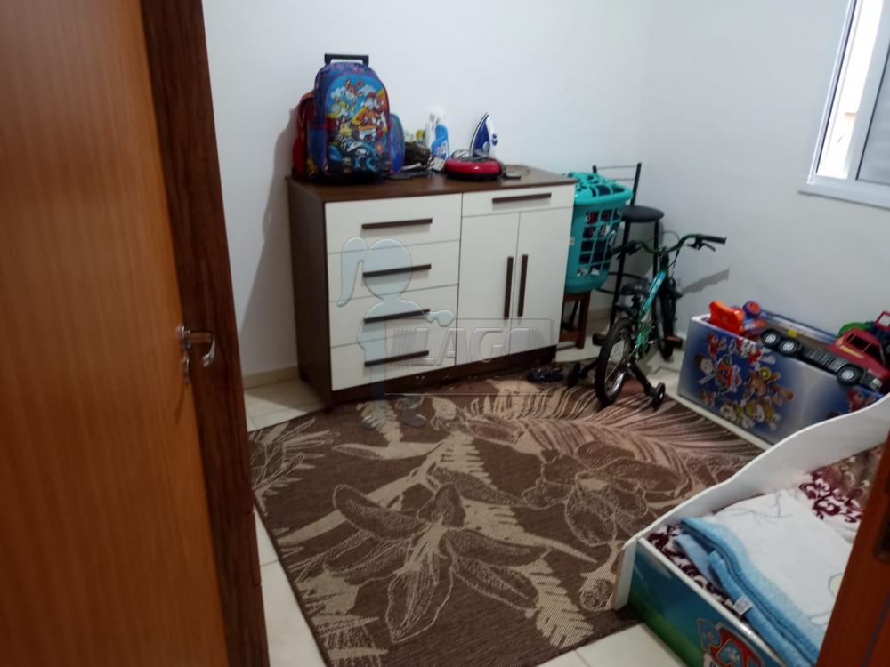 Alugar Apartamentos / Padrão em Ribeirão Preto R$ 1.800,00 - Foto 4