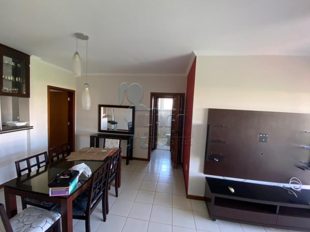 Alugar Apartamentos / Padrão em Ribeirão Preto R$ 2.000,00 - Foto 3