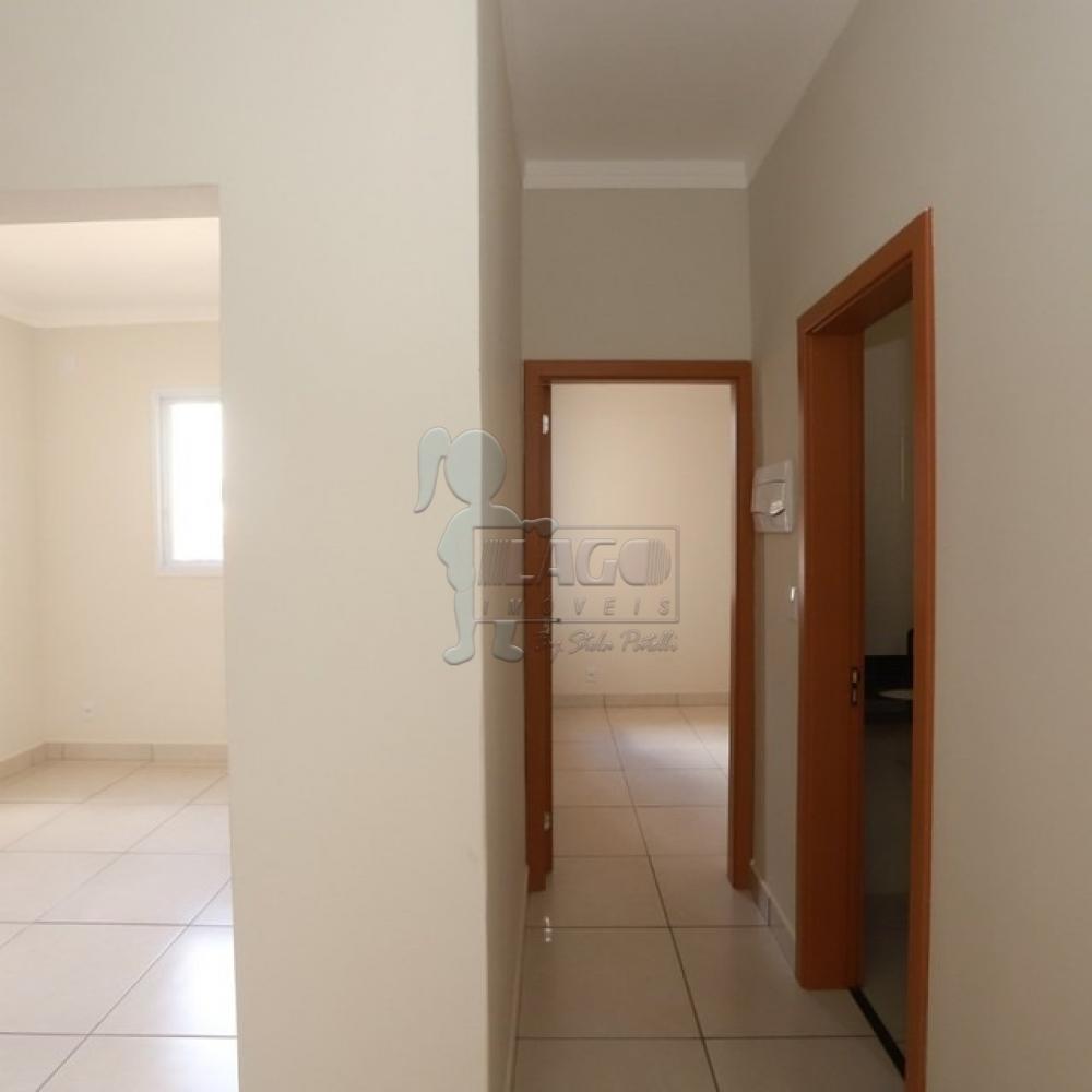 Comprar Apartamentos / Padrão em Ribeirão Preto R$ 150.000,00 - Foto 1