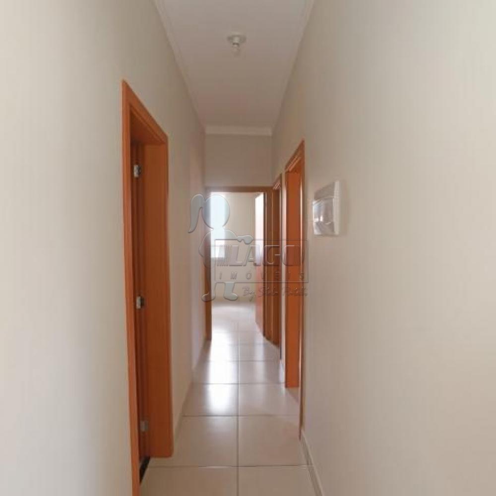 Comprar Apartamentos / Padrão em Ribeirão Preto R$ 250.000,00 - Foto 4