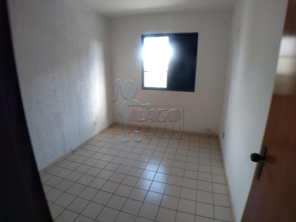 Alugar Apartamentos / Padrão em Ribeirão Preto R$ 750,00 - Foto 4