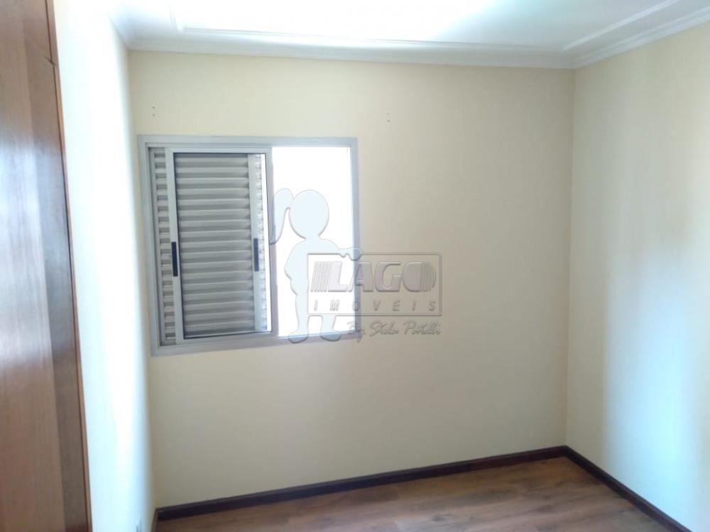 Alugar Apartamentos / Padrão em Ribeirão Preto R$ 1.200,00 - Foto 4