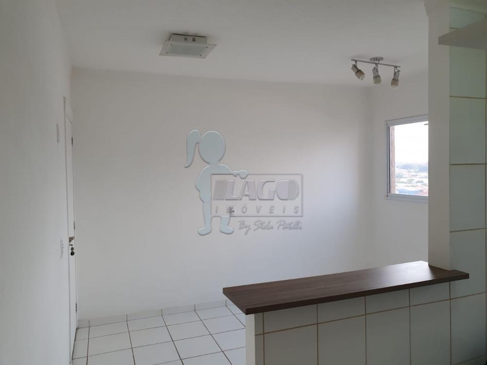 Alugar Apartamentos / Padrão em Ribeirão Preto R$ 700,00 - Foto 1