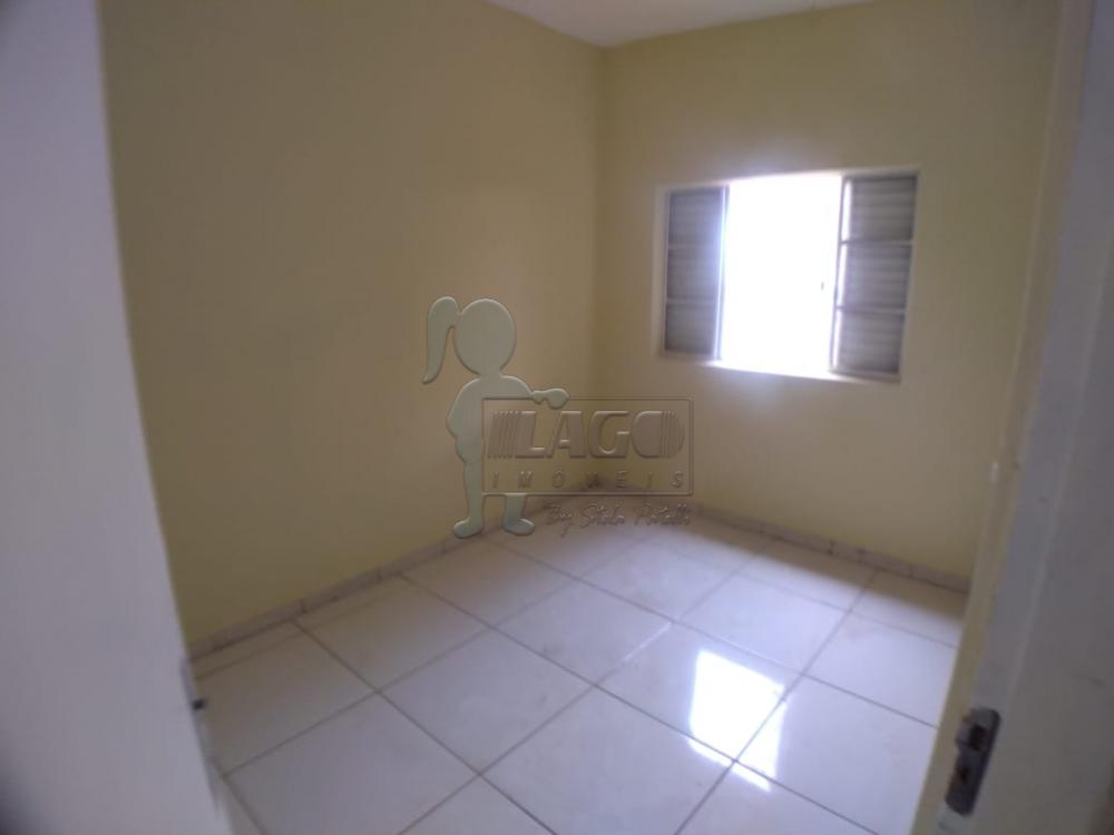 Alugar Casas / Padrão em Ribeirão Preto R$ 1.050,00 - Foto 5