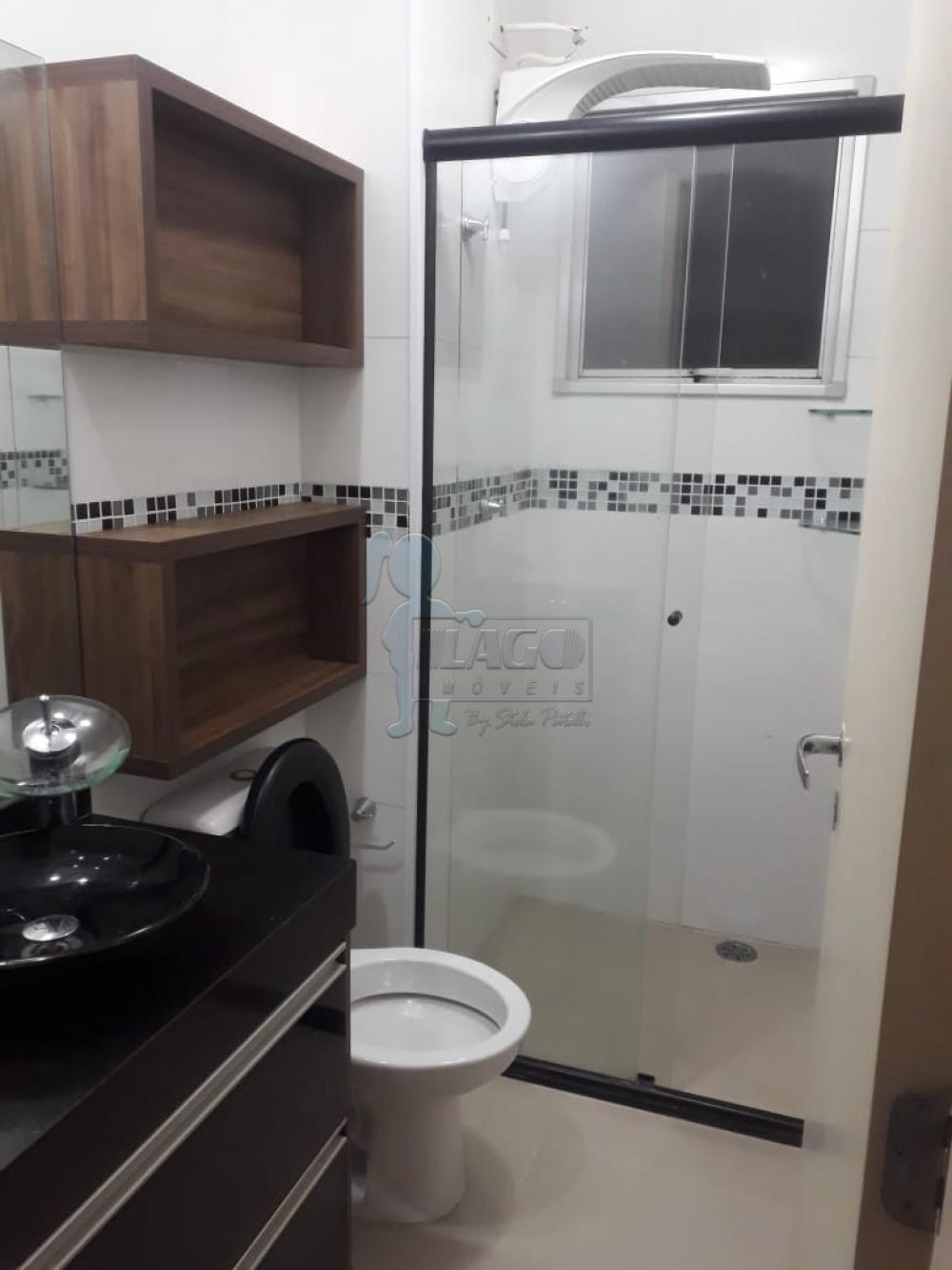 Alugar Apartamentos / Padrão em Ribeirão Preto R$ 1.700,00 - Foto 13