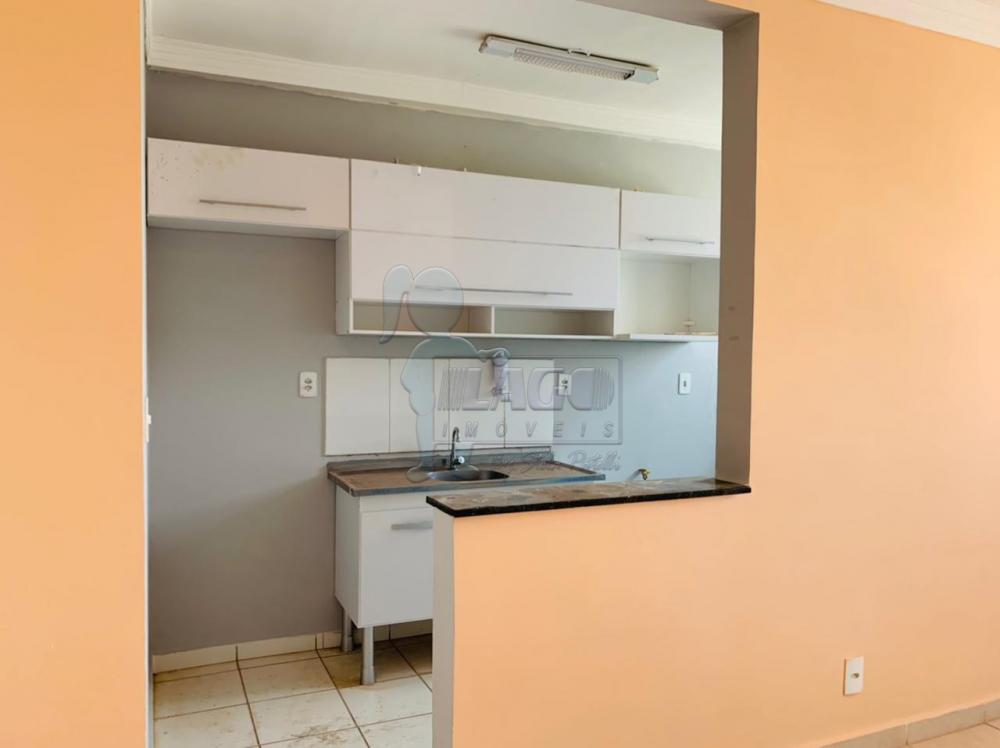 Comprar Apartamentos / Padrão em Ribeirão Preto R$ 160.000,00 - Foto 2