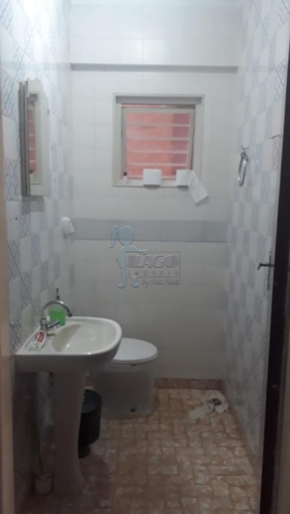 Alugar Casas / Padrão em Ribeirão Preto R$ 3.000,00 - Foto 5