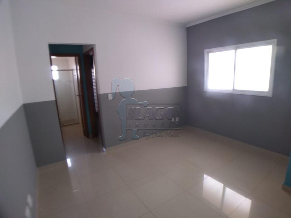 Alugar Apartamentos / Padrão em Ribeirão Preto R$ 1.000,00 - Foto 5